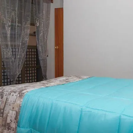 Alhambra Zoom Guest house 2*